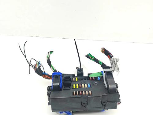 Used Fuse box Fuse box IVECO DAILY VI Platform/Chassis 33S16, 35S16, 35C16, 40C16, 42S16, 50C16 (156 hp) 36045401 36045401