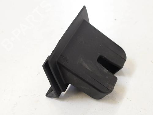 Used Tailgate trim Tailgate trim SKODA SUPERB II (3T4) 2.0 TDI (170 hp) 33338856 33338856