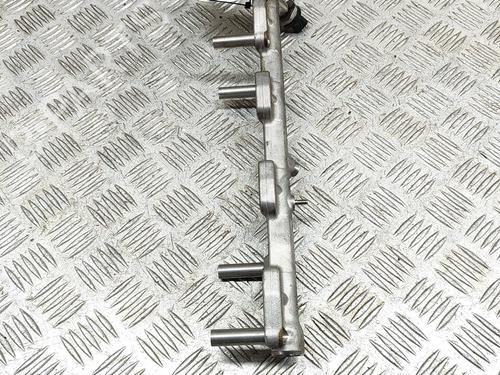 Injection rail BMW 5 (G30, F90) 530 i xDrive | BP19744099M98