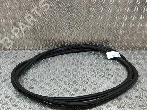 BP27769982C142 main image