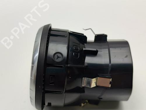Air vent MERCEDES-BENZ CLA Coupe (C117) CLA 180 (117.342) | BP25217207I21