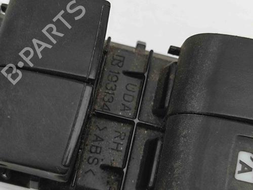 Right front window switch TOYOTA HILUX VIII Pickup (_N1_) 2.4 D 4WD (GUN125_, GUN125R) | BP29459458I26 