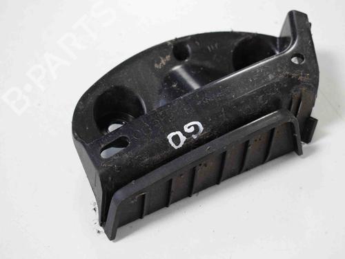 Used Rear bumper bracket BMW 3 (E90) 320 d (163 hp) 30258177