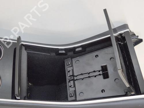 Middle console TESLA MODEL 3 (5YJ3) EV Performance AWD | BP27758640I22  - Image 6