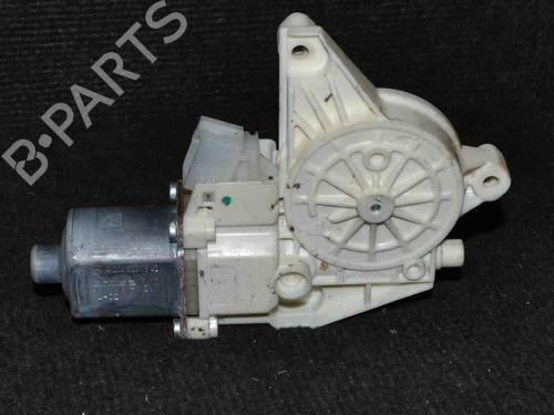 Used Right rear window motor MERCEDES-BENZ C-CLASS (W204) C 220 CDI (204.008) (170 hp) 6719116