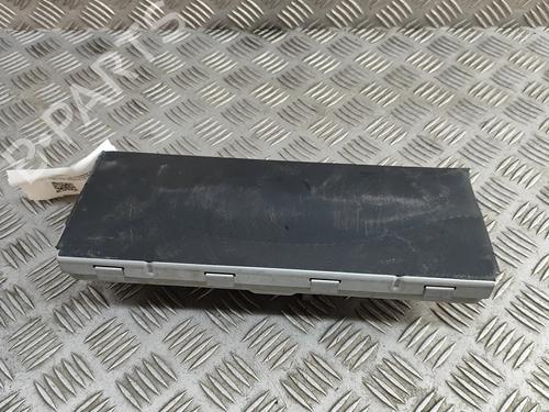 Airbag joelho AUDI A3 Sportback (8VA, 8VF) 1.4 TFSI e-tron (150 hp) 27314929