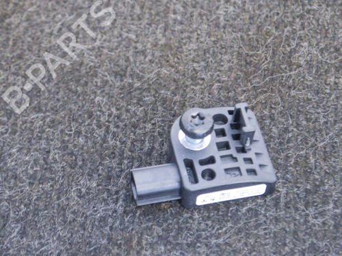 Electronic sensor TESLA MODEL S (5YJS) 75D AWD | BP20233002M84 