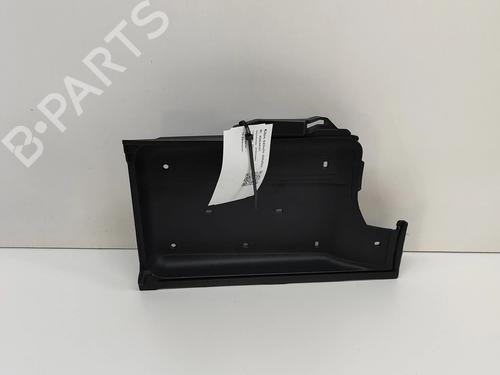 Used Middle console Middle console TOYOTA C-HR (_X2_, _H2_) Hybrid (MAXH20) (197 hp) 27779651 27779651