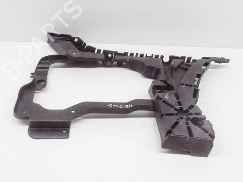 Used Rear bumper bracket Rear bumper bracket 36042814 36042814