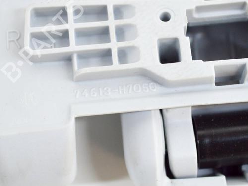 Interior roof handle TOYOTA PRIUS (_W5_) 1.8 Hybrid (ZVW50, ZVW50_, ZVW51_, ZVW50R, ZVW51) | BP27749136I35 
