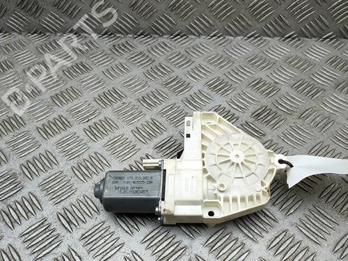 Used Right front window motor Right front window motor 37402562 37402562