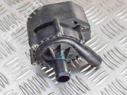 Ekstra vandpumpe TESLA MODEL X (5YJX) 90D AWD (525 hp) 20233125