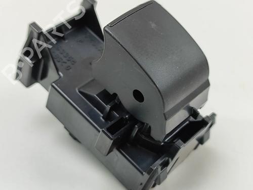 left-rear-window-switch-toyota-yaris-_p21_-_pa1_-_ph1_-2020-28559846 main image