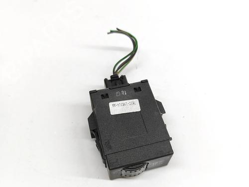 Switch FORD FOCUS II Convertible 2.0 TDCi | BP25217123I30 - Image 4