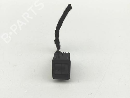 Used Switch Switch SKODA SCALA (NW1) 1.0 TSI (116 hp) 33374268 33374268