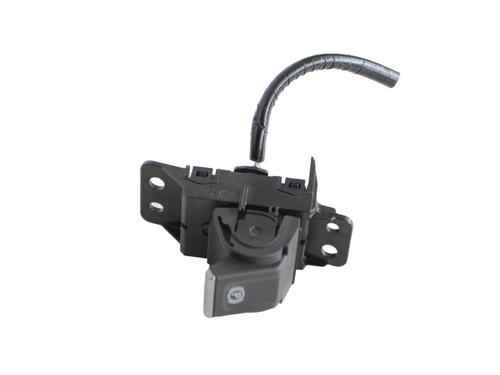 switch-lexus-es-_z10_-_a10_-_h10_-2018-33358578 main image