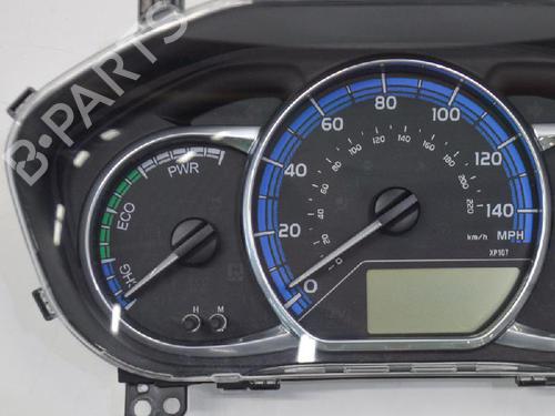 Instrument cluster TOYOTA YARIS (_P13_) 1.5 Hybrid (NHP130_, NHP130) | BP6752592C47 