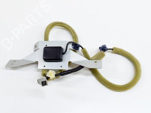 Antena/Base HONDA CIVIC X Hatchback (FC_, FK_) 1.0 VTEC (FK6) (129 hp) 13029665