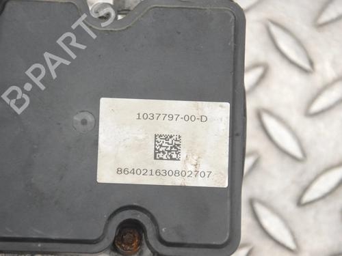 ABS pump TESLA MODEL S (5YJS) 75D AWD | BP30529778M43  - Image 5