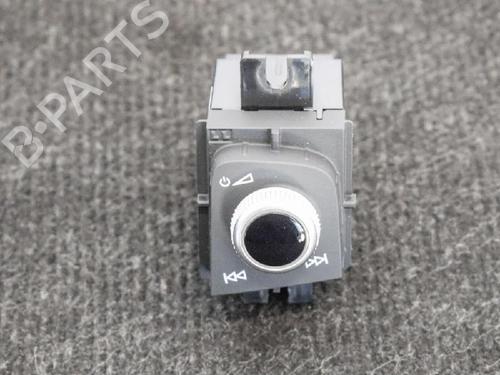 Commutateur AUDI A4 B9 (8W2, 8WC) 2.0 TFSI quattro (252 hp) 6750589