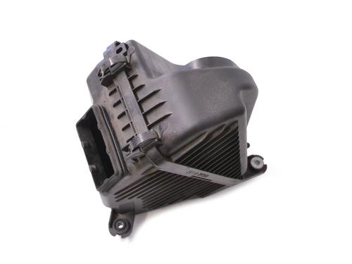 Used Air filter box HYUNDAI SANTA FÉ II (CM) 2.2 CRDi (197 hp) 30231659