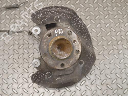 Used Right front steering knuckle Right front steering knuckle BMW 1 (F21) 116 i (136 hp) 33352467 33352467