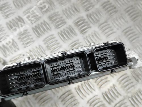 Engine control unit (ECU) FORD FOCUS II Convertible 2.0 TDCi | BP25217096M57 