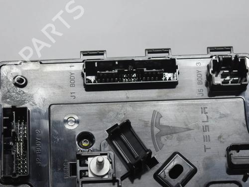 Elektronisk modul TESLA MODEL 3 (5YJ3) EV AWD | BP27748398M83 