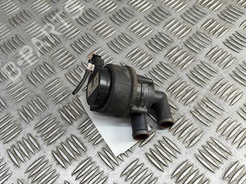 auxiliary-water-pump-vw-passat-b7-variant-365-2010-2011-2012-2013-2014-2015-27267298 main image