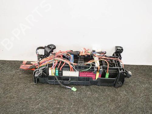 Used Fuse box MERCEDES-BENZ GLA-CLASS (X156) GLA 180 (156.942) (122 hp) 6743797