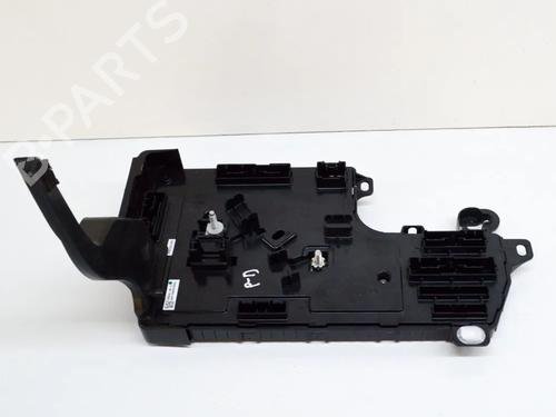 Module électronique TESLA MODEL 3 (5YJ3) EV AWD (351 hp) 27757102