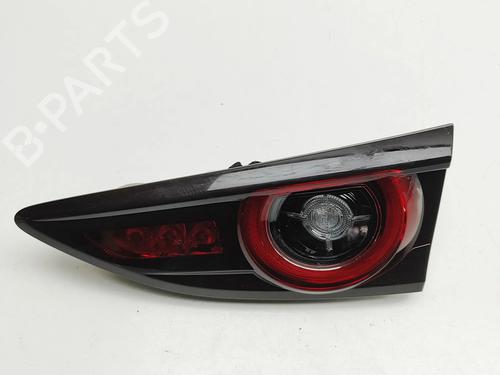 Achterlicht kofferdeksel achterklep rechts MAZDA 3 Hatchback (BP) 2.5 e-SKYACTIV-G (BP5H) (140 hp) 30938018