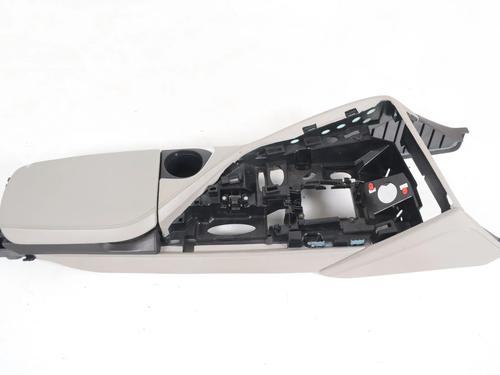 Middle console BMW i8 (I12) hybrid | BP33356073I22 - Image 2