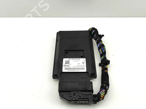 Module électronique PORSCHE TAYCAN Cross Turismo (Y1B) 4S Performance Battery Plus (Y1BDB1) (571 hp) 31859170