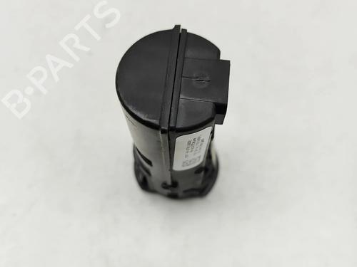 Switch MASERATI LEVANTE SUV (M161) 3.0 D Q4 | BP33385958I30 - Image 2