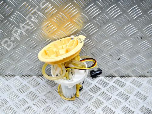 Used Fuel pump AUDI A4 B9 (8W2, 8WC) 2.0 TDI (190 hp) 8837732