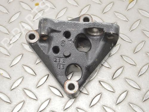 Engine mount TOYOTA COROLLA Hatchback (_E21_, _EA1_, _EH1_) 1.8 Hybrid (ZWE211, ZWE219) | BP30240547M89