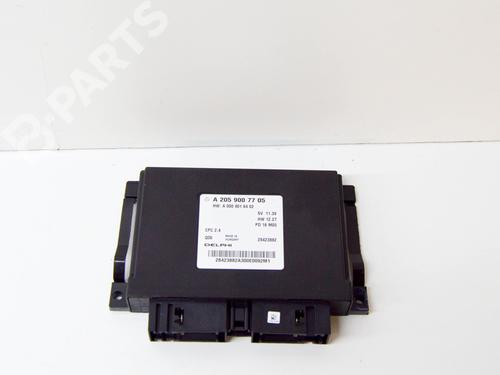 Used Manual gearbox ECU Manual gearbox ECU MERCEDES-BENZ C-CLASS (W205) C 220 BlueTEC / d (205.002, 205.004) (170 hp) 10915352 10915352