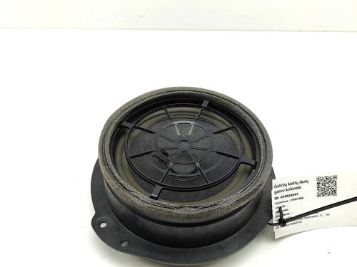 speaker-audi-a4-b9-8w2-8wc-2015-33797945 main image
