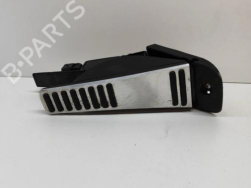 Used Pedal VOLVO V90 II Estate (235) D4 (190 hp) 16076717