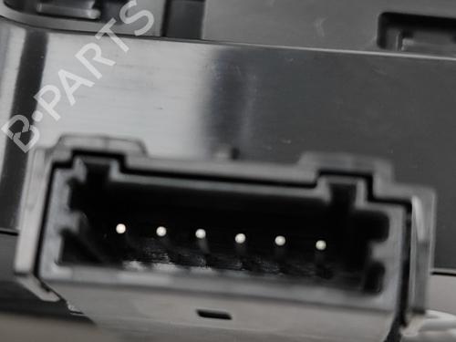 Switch BMW iX (I20) xDrive 40 | BP28590180I30 