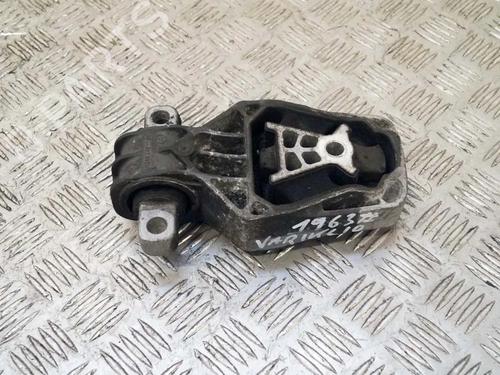 Used Engine mount Engine mount MERCEDES-BENZ CLA Coupe (C117) CLA 200 (117.343) (156 hp) 6734731 6734731