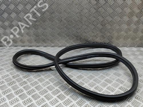 Used Rubber door seal BMW X1 (F48) sDrive 18 d (150 hp) 29730927