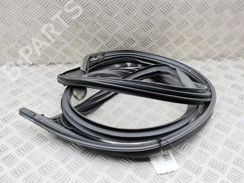 Gummiliste TESLA MODEL 3 (5YJ3) EV | BP38466980C142 - Image 3
