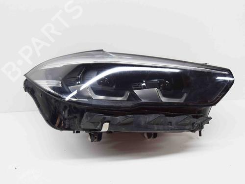 Used Right headlight BMW X5 (G05, F95) xDrive 45 e Plug-in Hybrid (394 hp) 29485917