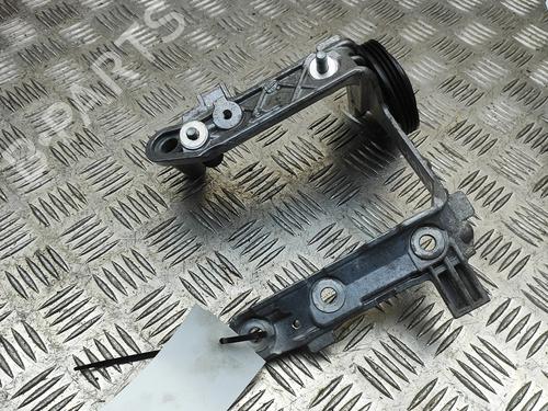 Used Support Support MERCEDES-BENZ CLA (C118) CLA 250 e (118.386) (218 hp) 33386753 33386753