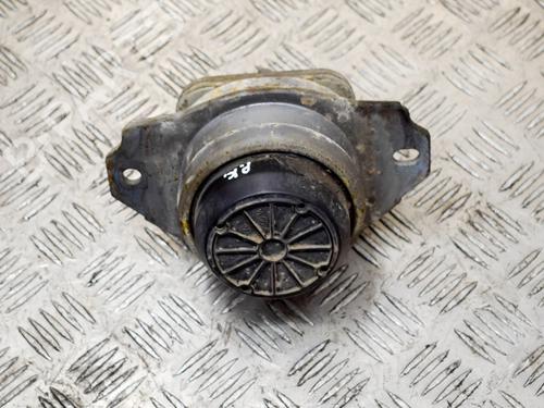 Used Engine mount LAND ROVER DISCOVERY III (L319) 2.7 TD 4x4 (190 hp) 8843238