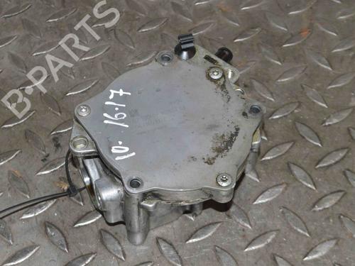 Used Vacuum pump VW PASSAT B6 (3C2) 2.0 TDI (136 hp) 30225874