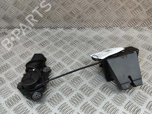 Fechadura da mala VOLVO XC40 (536) B3 Mild-Hybrid (163 hp) 28555704