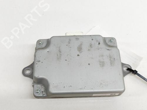 Used Inverter/Converter TOYOTA HILUX VIII Pickup (_N1_) 2.4 D 4WD (GUN125_, GUN125R) (150 hp) 17140035